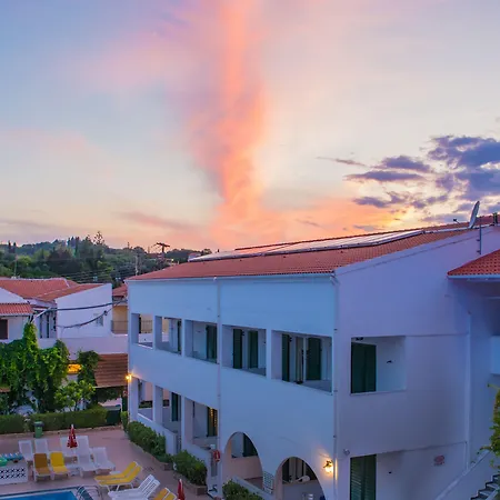 Chandris Apartmanhotel