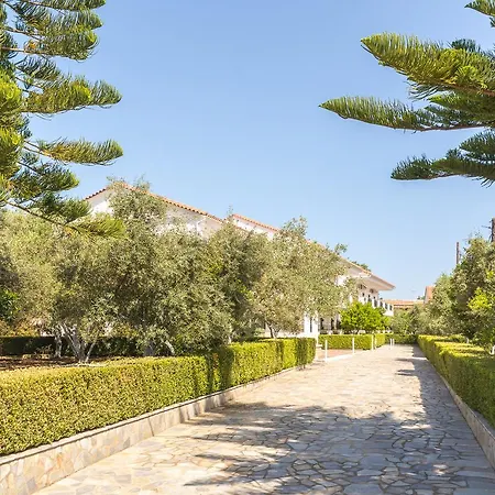 Aparthotel Chandris