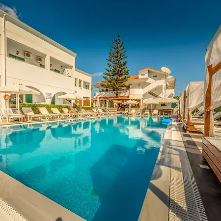 Chandris Kavos