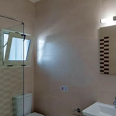 Chandris Lejlighedshotel
