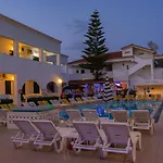 Chandris 4*