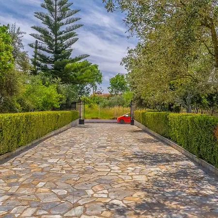 公寓式酒店 Chandris 4*