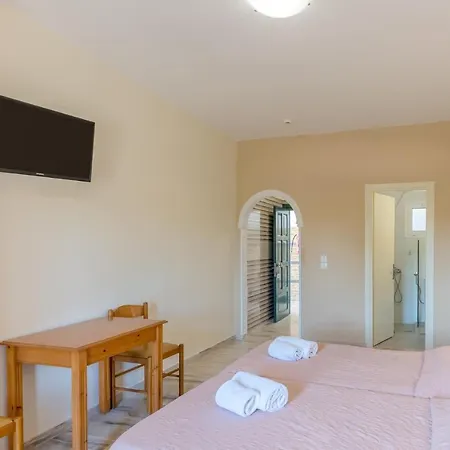 Apart Otel Chandris